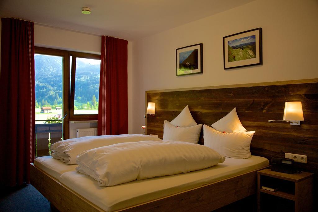 Gaestehaus Weller Oberstdorf Ngoại thất bức ảnh